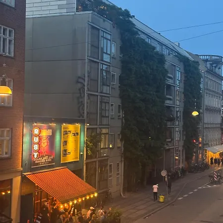 3-room Luxury Nørrebro Artist Leilighet